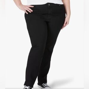 Lee Women's Plus Size Straight Leg Size 14 M